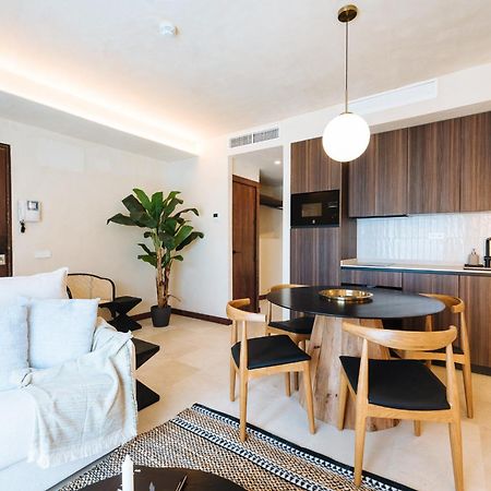Apartamentos La Vistosona Севилья Экстерьер фото