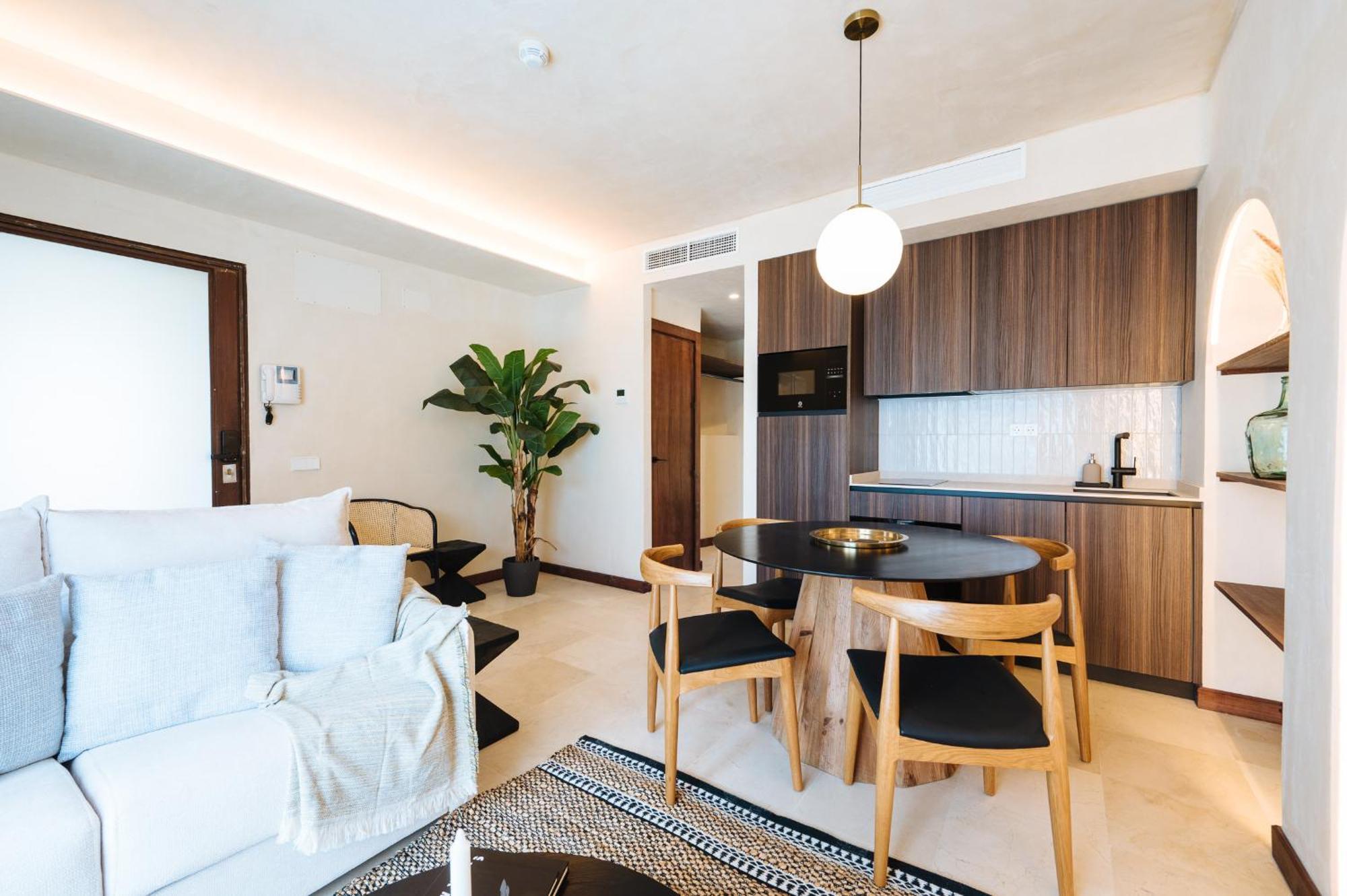 Apartamentos La Vistosona Севилья Экстерьер фото