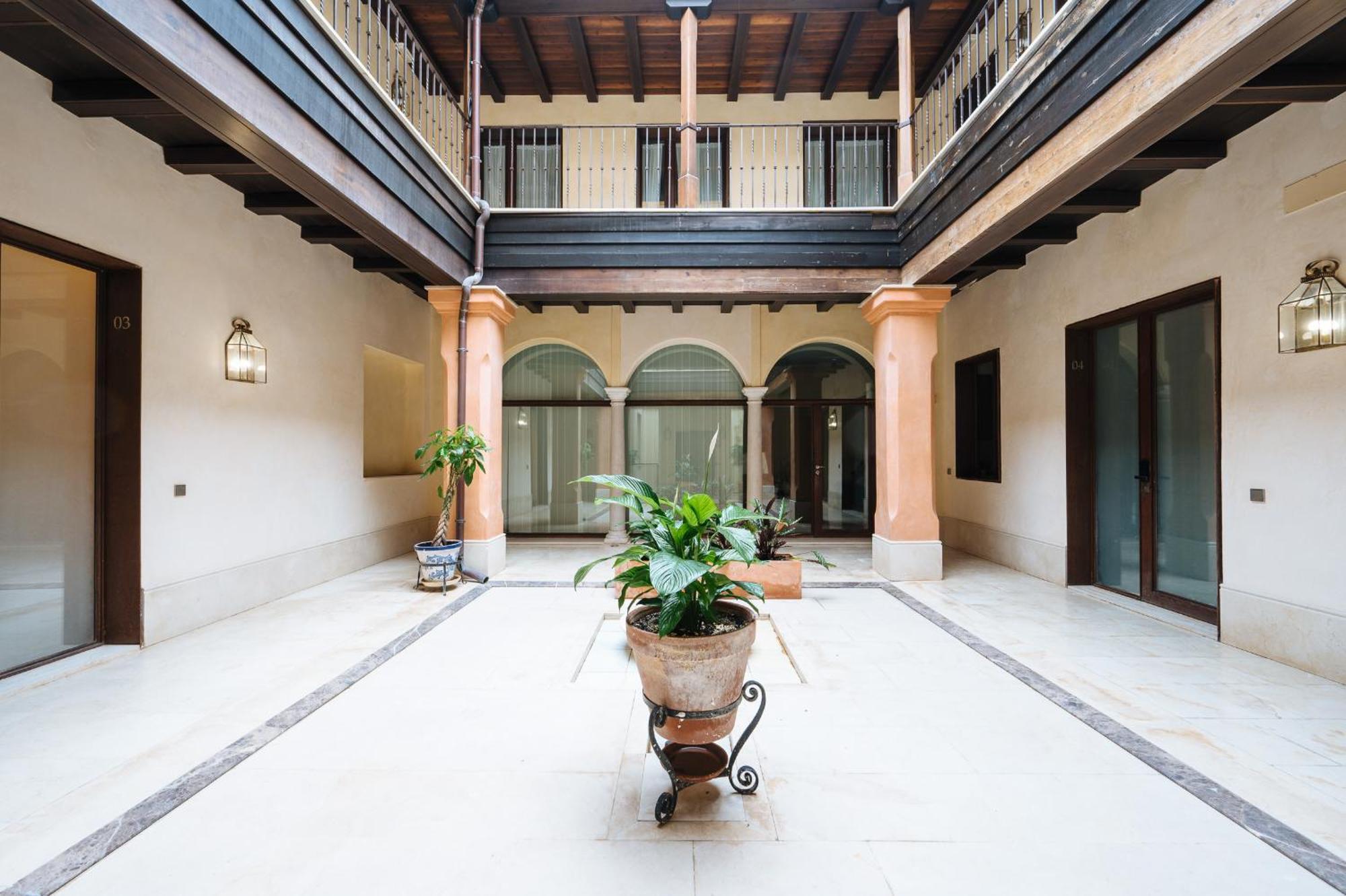 Apartamentos La Vistosona Севилья Экстерьер фото