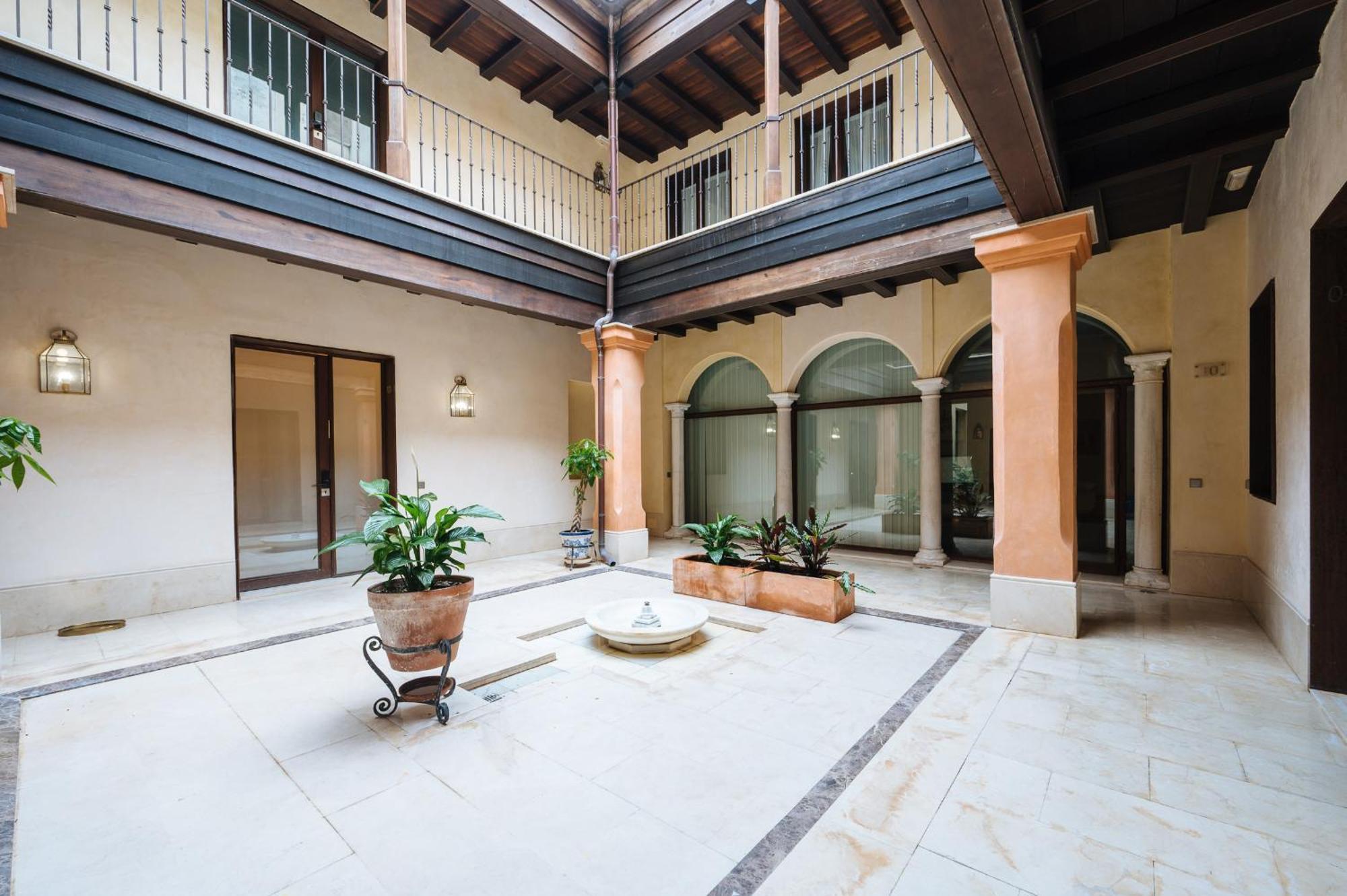 Apartamentos La Vistosona Севилья Экстерьер фото