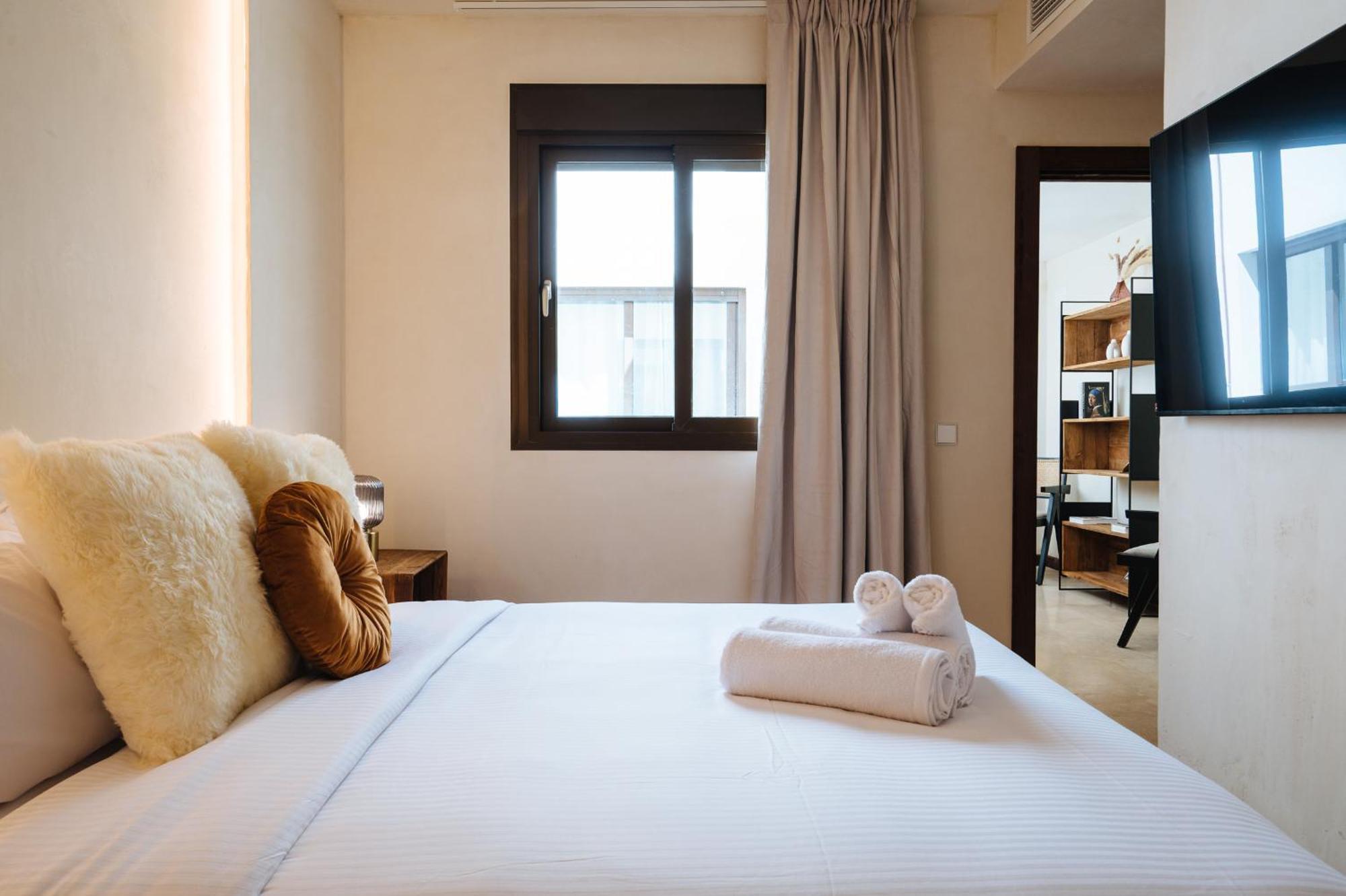 Apartamentos La Vistosona Севилья Экстерьер фото