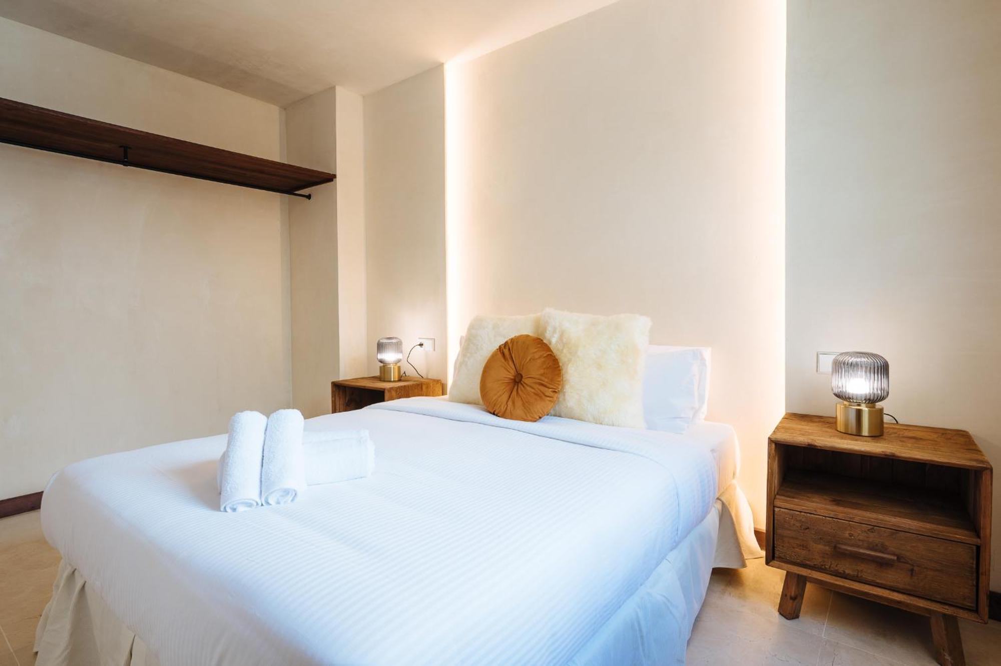 Apartamentos La Vistosona Севилья Экстерьер фото
